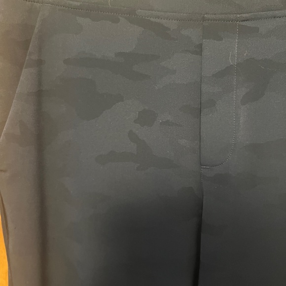 Athleta Brooklyn Blue Camo Ankle Pants 10 TALL - Picture 5 of 5